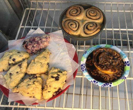 Marsha's Sammich Shop-N-Bakery