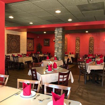 Benja Thai & Sushi