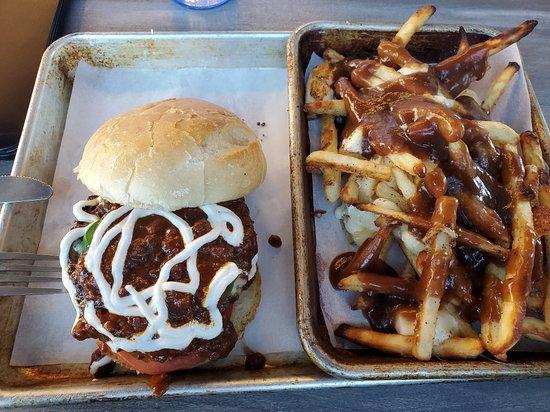 Diversion a Social Eatery