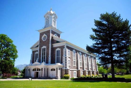 Logan Tabernacle